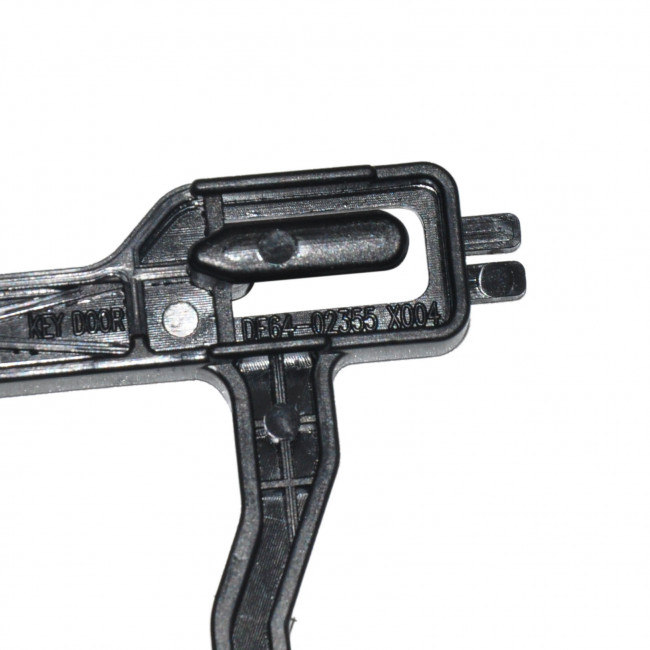 Крючок дверцы СВЧ SAMSUNG DE64-02355A Крючок дверцы СВЧ SAMSUNG DE64-02355A